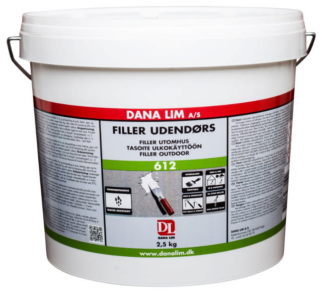 Dana Filler im Freien 612