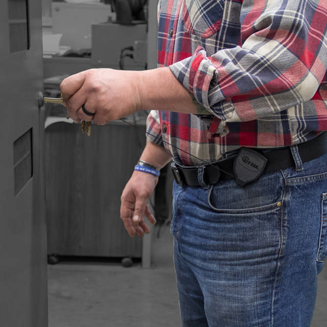 Keybak SUPER 48 plus, mit 1,2 m Kevlar-Kabel und Verriegelungsfunktion