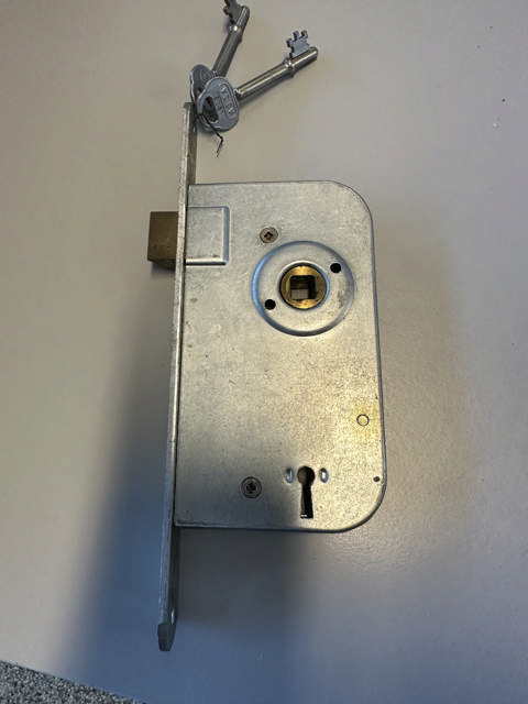 Ruko Comb Schlüsselschloss mit runden Ecken **AUSVERKAUFT**